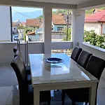 Amaya 1